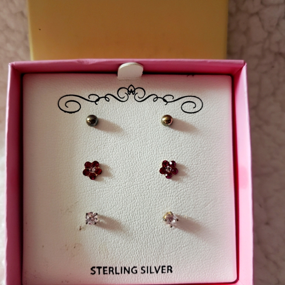 Childrens sterling silver earrings set from Lily Nily